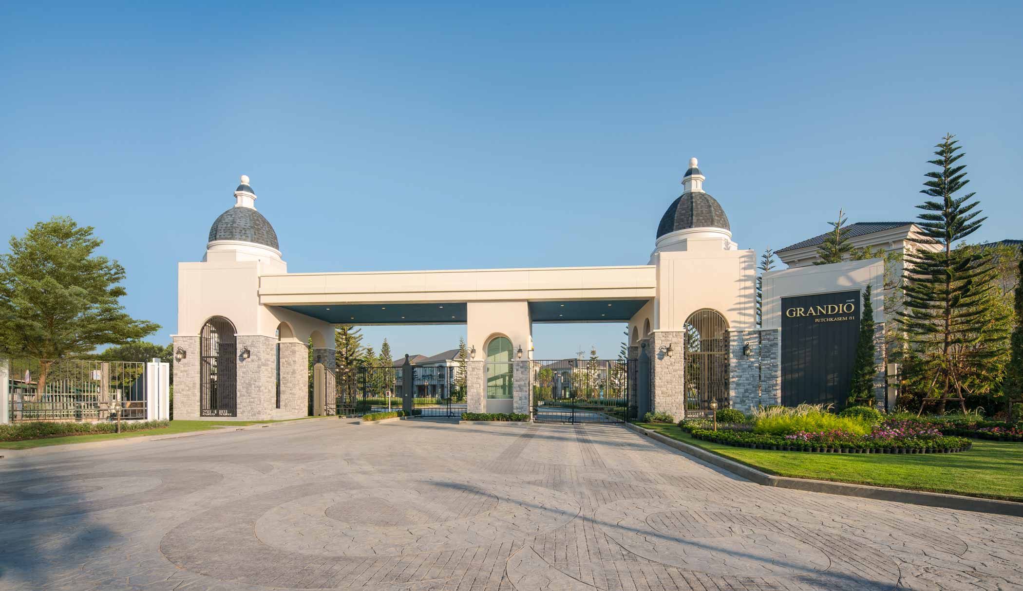 Spacious 4-Bed Condo in NONG KHAEM, Bangkok