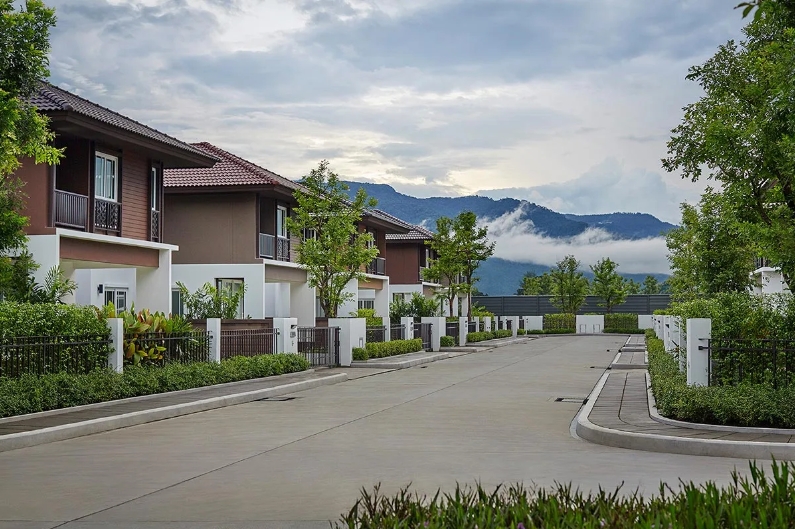 Burasiri Sanphi-suea