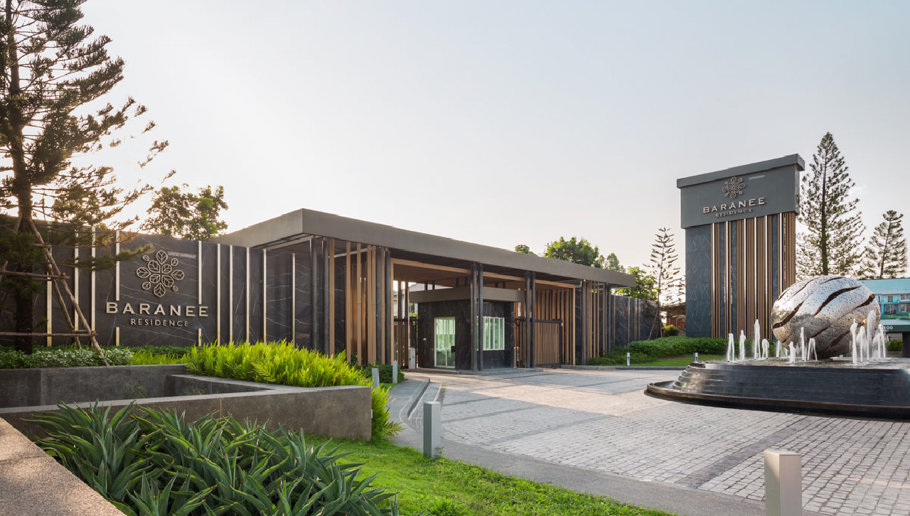 Elegant 4-Bedroom Condo in Khlong Luang, Pathum Thani