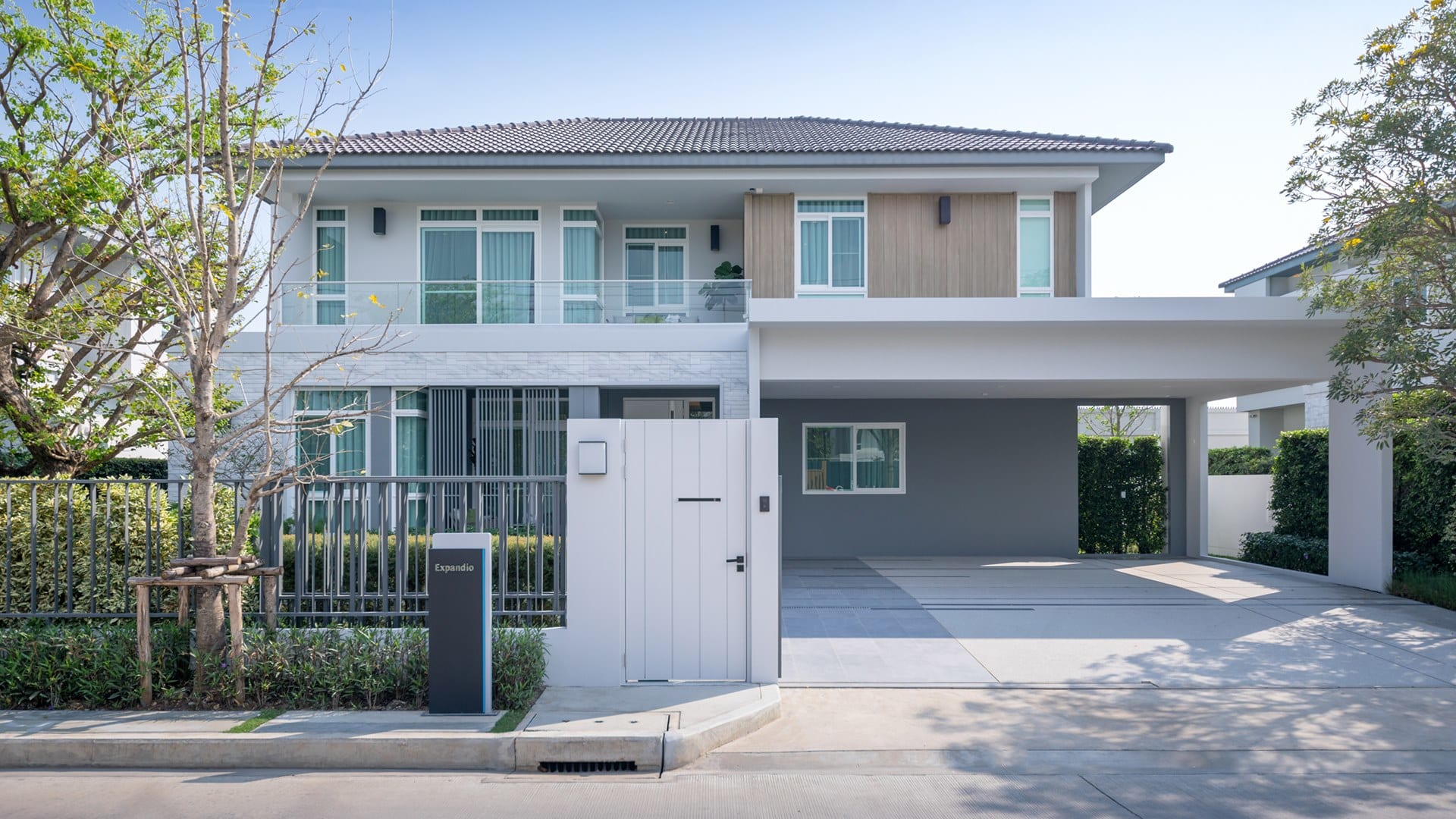 Spacious 4-Bedroom Condo in LAT KRABANG, Bangkok