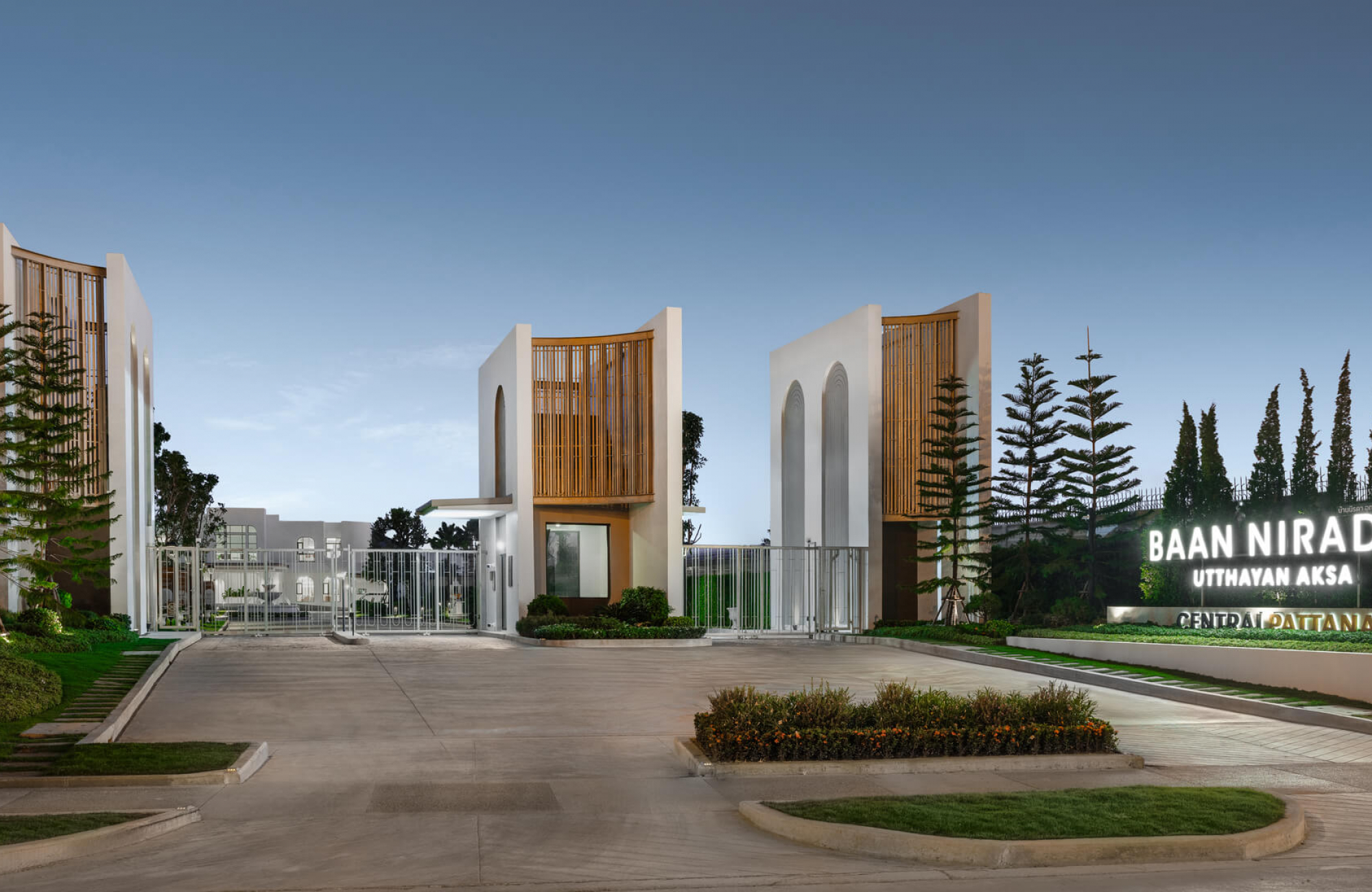 Luxury 4-Bed Condo in Thawi Watthana, Bangkok