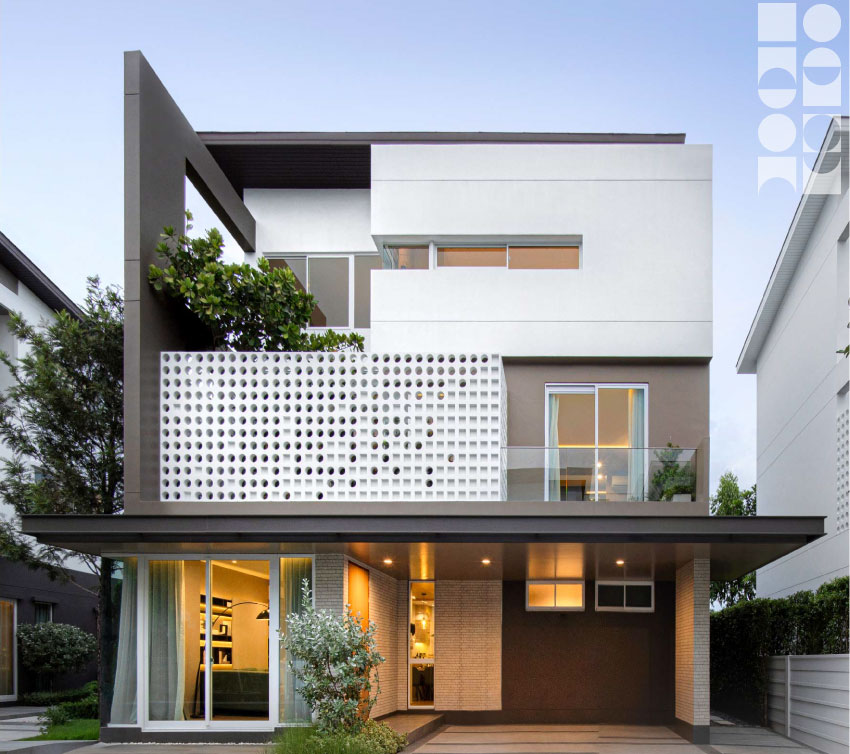 Spacious 4-Bedroom Condo in Bang Phli