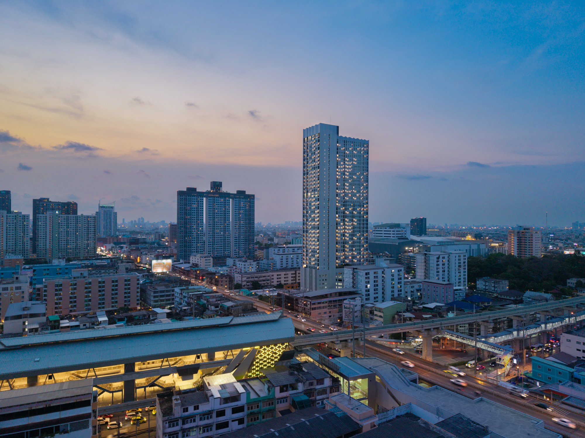 Ideo Ramkhamhaeng Lamsali - Station — 1BR Condo in Bang Kapi